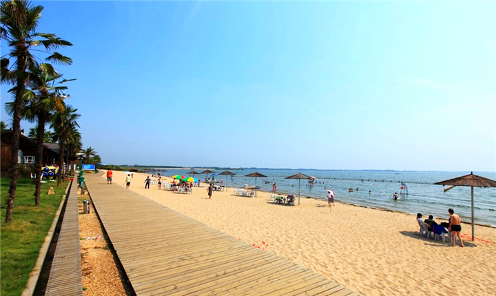 万州江南新区沙滩公园图片
